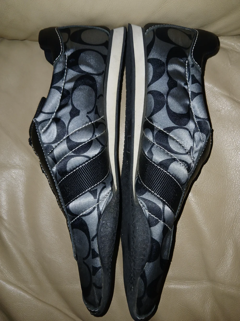 COACH Women’s Black Signature Slip-On Sneakers Size 9